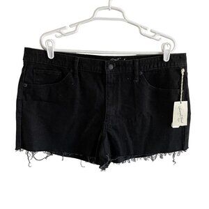 Universal Thread Women Plus SZ 18/34R Black Denim Cut Off  High Rise Shortie NWT